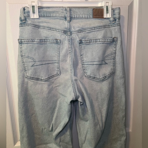 American Eagle Highest Rise Baggy Straight Jeans Women’s Size 6 - Picture 2 of 6